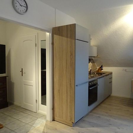 Ferienwohnung Am Marktplatz - Zentrale Lage Vor Den Toren Flensburgs, Mit Vollstaendiger Ausstattung Und Balkon Harreslev Eksteriør billede