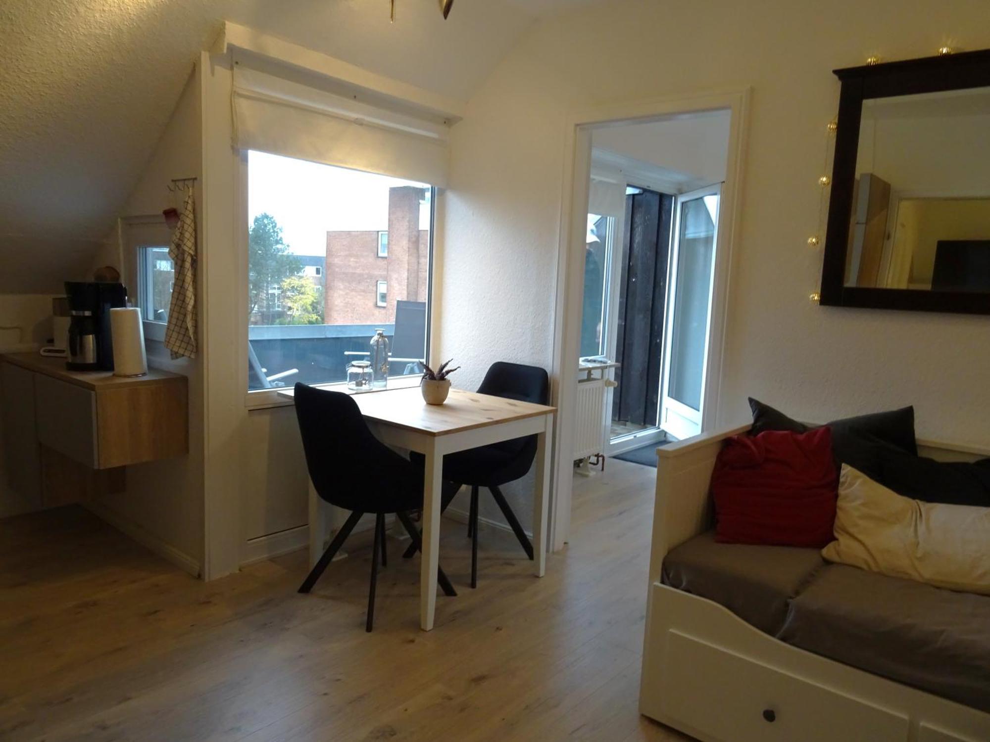 Ferienwohnung Am Marktplatz - Zentrale Lage Vor Den Toren Flensburgs, Mit Vollstaendiger Ausstattung Und Balkon Harreslev Eksteriør billede